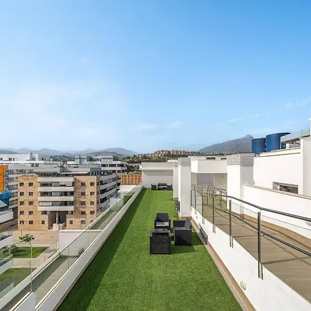 Bright & Modern 2bdr *pool *parking 公寓 *